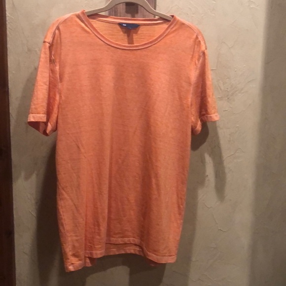 GAP Other - Gap orange mens T NWT